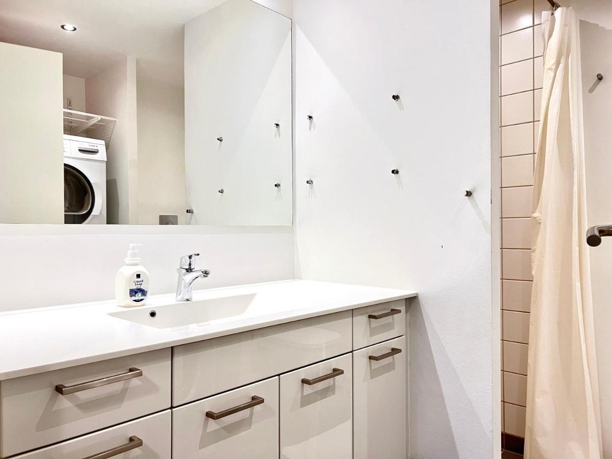 Apartamento Newly Built 3 Bedroom At Else Alfelts Vej On The Ground Floor Located In Copenhagens Popular Area Restad On Amager, Copenhague