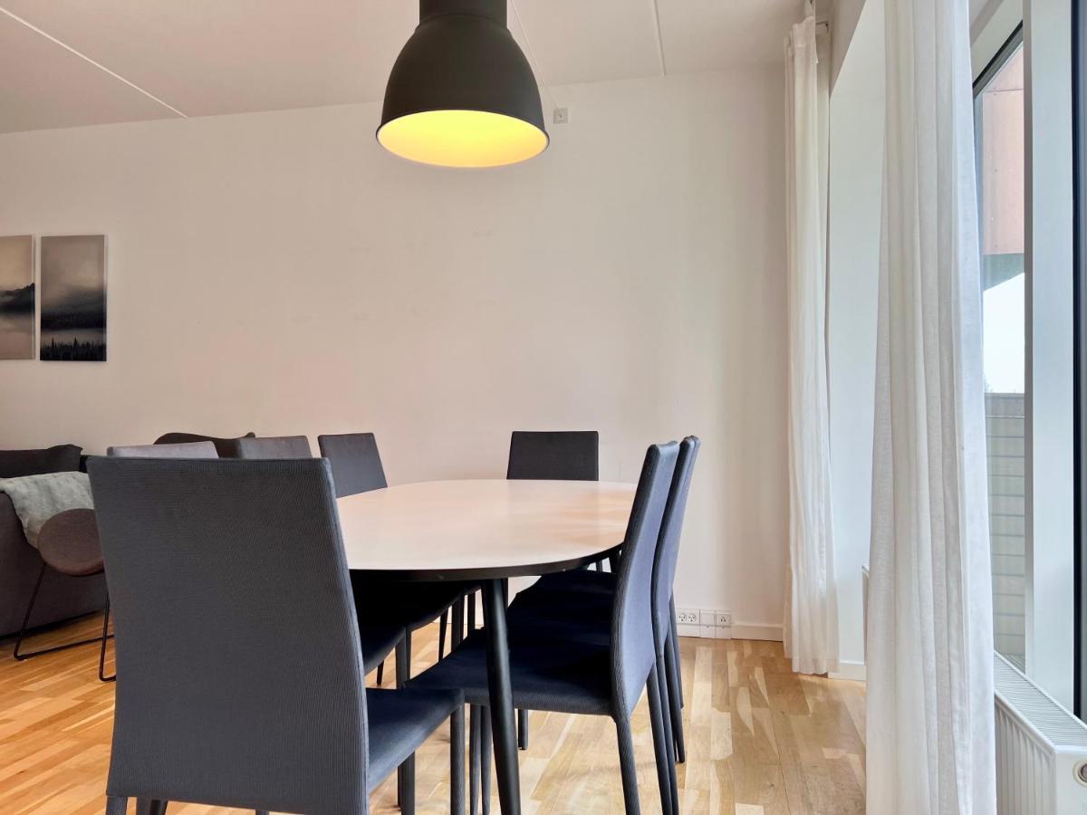 Newly Built 3 Bedroom At Else Alfelts Vej On The Ground Floor Located In Copenhagens Popular Area Restad On Amager, Apartamento *